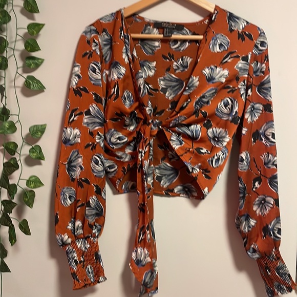 Floral blouse - Picture 2 of 3